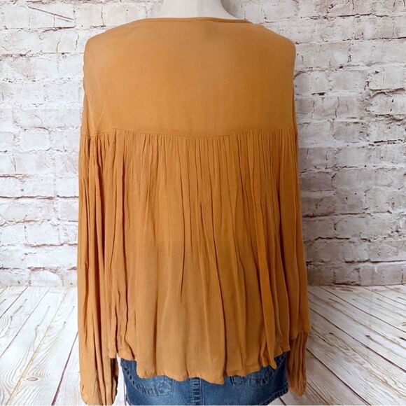 Gimmicks BKE boho embroidered blouse - Picture 4 of 4